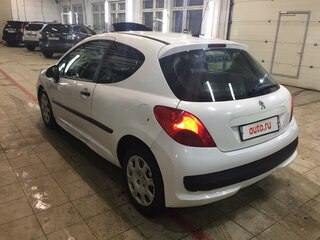 2008 Peugeot 207 I, белый, 499999 рублей, вид 3
