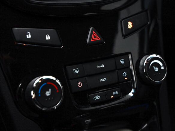 2014 Chevrolet Orlando I, белый, 1239777 рублей - вид 15