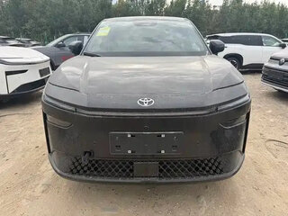 2026 Toyota bZ3X 50 kWh, чёрный, 2358099 рублей, вид 2