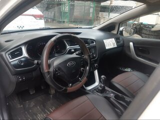 2015 Kia Ceed II Рестайлинг, белый, 1100000 рублей, вид 5