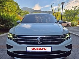 2022 Volkswagen Tiguan II Рестайлинг, белый, 2370000 рублей, вид 1