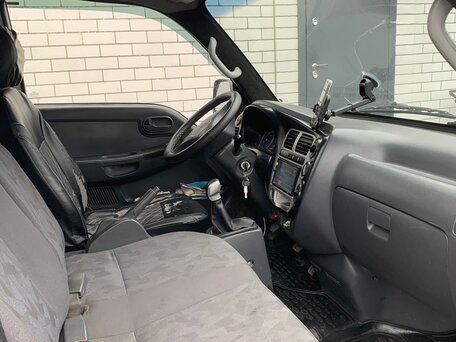 2009 Kia Bongo, белый, 780000 рублей, вид 4
