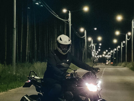2011 Kawasaki Z 1000, чёрный, 650000 рублей, вид 4