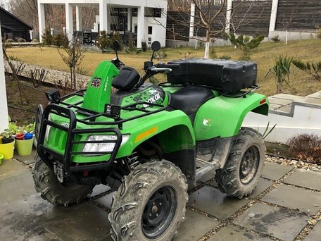 2010 Arctic Cat 650 Series, зелёный, 650000 рублей, вид 4