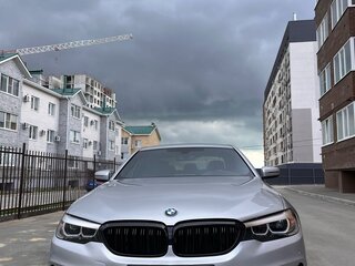 2017 BMW 5 серии 520i VII (G30/G31/G38), серый, 3270000 рублей, вид 2