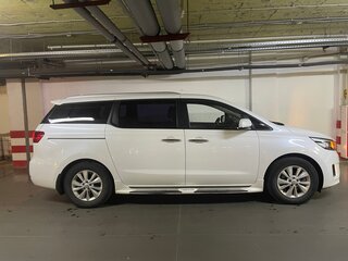 2017 Kia Carnival III, белый, 1950000 рублей, вид 2