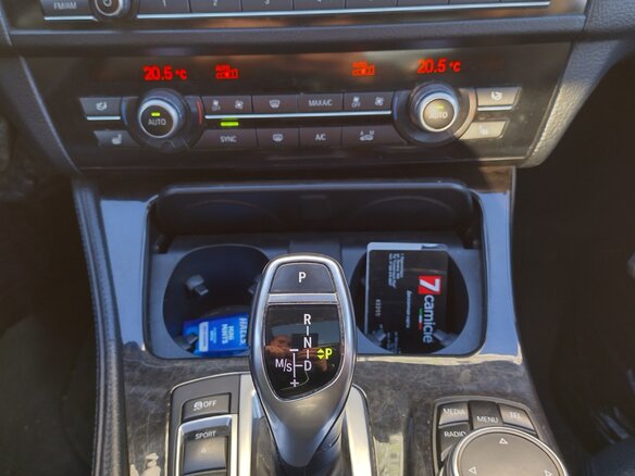 2015 BMW 5 серии 528i xDrive VI (F10/F11/F07) Рестайлинг, синий, 1900000 рублей - вид 13