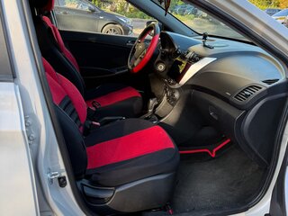 2015 Hyundai Solaris I Рестайлинг, бежевый, 900000 рублей, вид 5