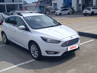 2017 Ford Focus III Рестайлинг, белый, 990000 рублей, вид 4