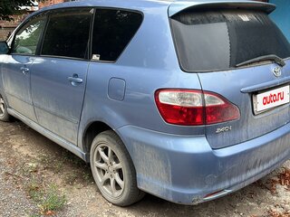 2004 Toyota Ipsum II (M20) Рестайлинг, синий, 470000 рублей, вид 3