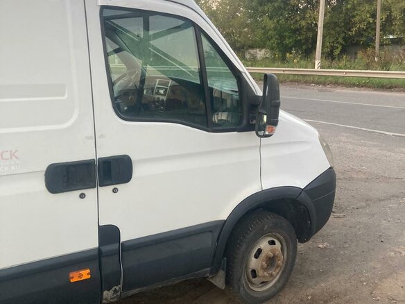 2012 Iveco Daily, белый, 850000 рублей - вид 8