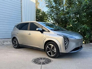2026 Aion Y Plus 58.9 kWh, серый, 1590000 рублей, вид 1