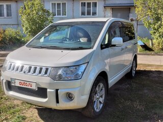 2007 Mitsubishi Delica D:5 I, белый, 1500000 рублей, вид 1