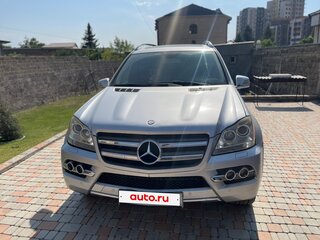 2010 Mercedes-Benz GL-Класс 450 I (X164) Рестайлинг, серебристый, 1760000 рублей, вид 2
