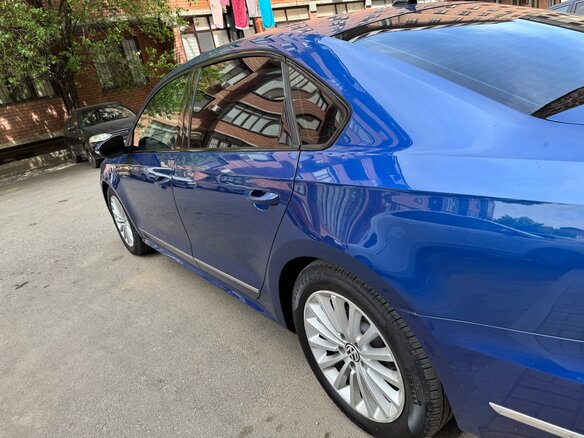 2015 Volkswagen Passat (North America and China) I, синий, 1100000 рублей - вид 5