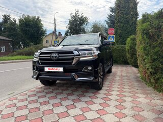 2019 Toyota Land Cruiser 200 Series Рестайлинг 2, чёрный, 6750000 рублей, вид 4