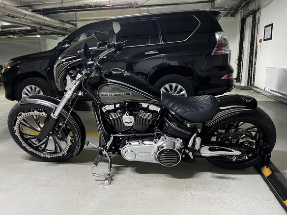 2014 Harley-Davidson Breakout, чёрный, 3500000 рублей - вид 5