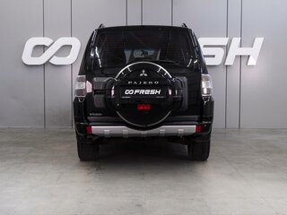 2011 Mitsubishi Pajero IV Рестайлинг 1, чёрный, 1749000 рублей, вид 4