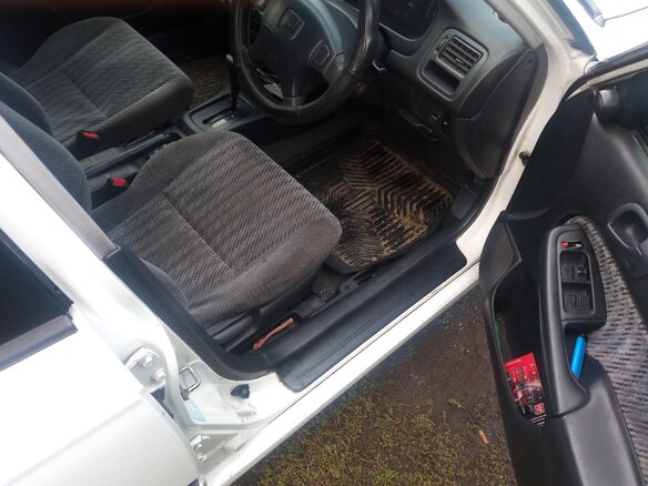 2000 Honda Civic Ferio II, белый, 270000 рублей - вид 6