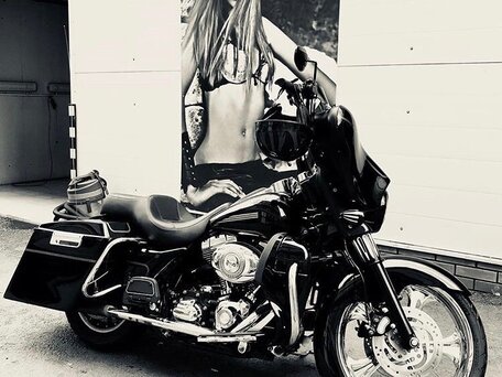 2007 Harley-Davidson Electra Glide, чёрный, 800000 рублей, вид 1