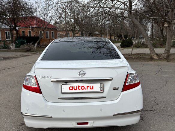 2011 Nissan Teana II (J32), белый, 1480000 рублей - вид 3