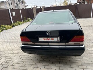 1998 Mercedes-Benz S-Класс 300 III (W140) Рестайлинг, чёрный, 4000000 рублей, вид 4