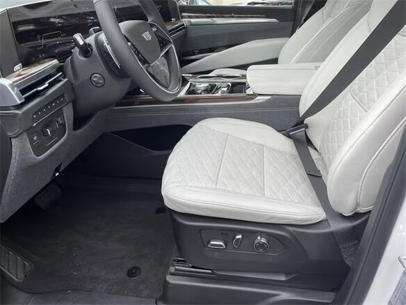 2026 Cadillac Escalade ESV V Рестайлинг, белый, 23412956 рублей - вид 18