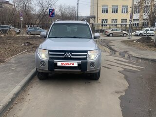 2011 Mitsubishi Pajero IV, серебристый, 1520000 рублей, вид 2