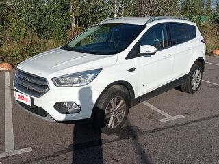 2018 Ford Kuga II Рестайлинг, белый, 1899000 рублей, вид 1