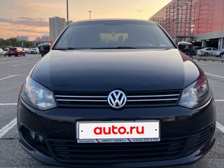 2013 Volkswagen Polo V, чёрный, 390000 рублей, вид 1