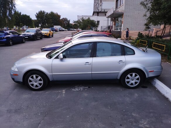 2003 Volkswagen Passat B5 Рестайлинг, серебристый - вид 13