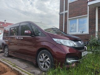 2017 Honda Stepwgn Spada V, красный, 2170000 рублей, вид 1