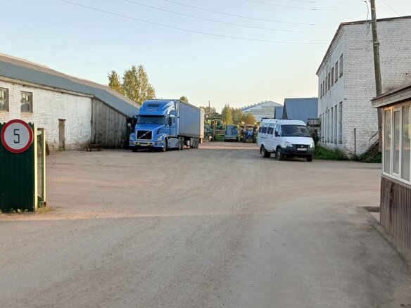 2008 Volvo VNL, голубой, 4780000 рублей - вид 12