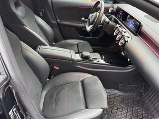 2019 Mercedes-Benz CLA 200 II (C118, X118), чёрный, 2700000 рублей, вид 5