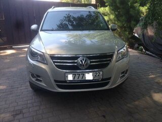 2010 Volkswagen Tiguan I, жёлтый, 1300000 рублей, вид 1