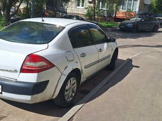 2008 Renault Megane II Рестайлинг, белый, 175000 рублей, вид 3