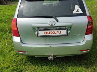 2006 Toyota Corolla Fielder IX (E120, E130) Рестайлинг, серебристый, 720000 рублей, вид 3