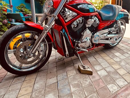 2006 Harley-Davidson CVO, красный, 980000 рублей, вид 1