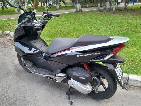 2015 Honda PCX 150, чёрный, 300000 рублей, вид 4