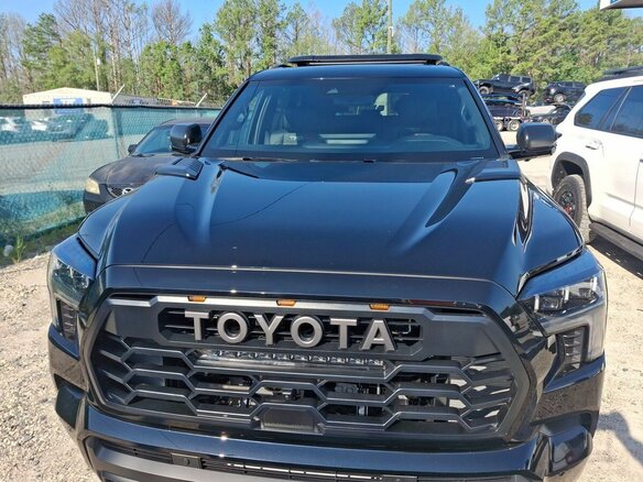 2026 Toyota Sequoia III, чёрный, 15990000 рублей - вид 6
