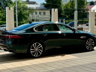 2021 Jaguar XF II Рестайлинг, зелёный, 3250000 рублей, вид 4