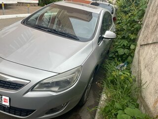 2011 Opel Astra J, серебристый, 705000 рублей, вид 4