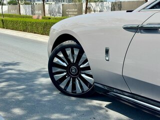 2025 Rolls-Royce Spectre I (Series I), серый, 54990000 рублей, вид 3