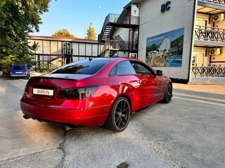 2010 Mercedes-Benz E-Класс 250 5G-Tronic IV (W212, S212, C207), красный, 1450000 рублей, вид 4