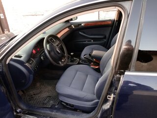 1999 Audi A6 II (C5), синий, 420000 рублей, вид 2
