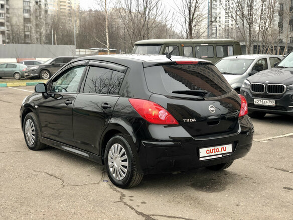 2012 Nissan Tiida I Рестайлинг, чёрный - вид 1