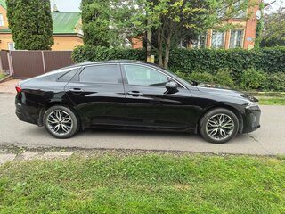2022 Kia K5 III, чёрный, 1900000 рублей, вид 2