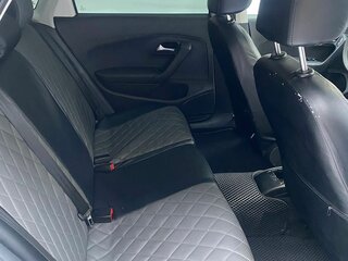 2011 Volkswagen Polo V, белый, 1000000 рублей, вид 3