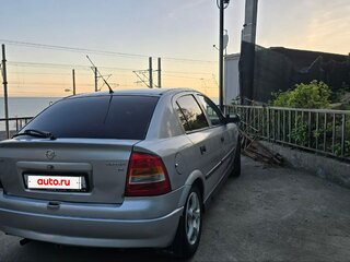 2001 Opel Astra G, серебристый, 300000 рублей, вид 3