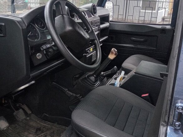 2007 Land Rover Defender 110 I Рестайлинг, синий, 1500000 рублей - вид 5